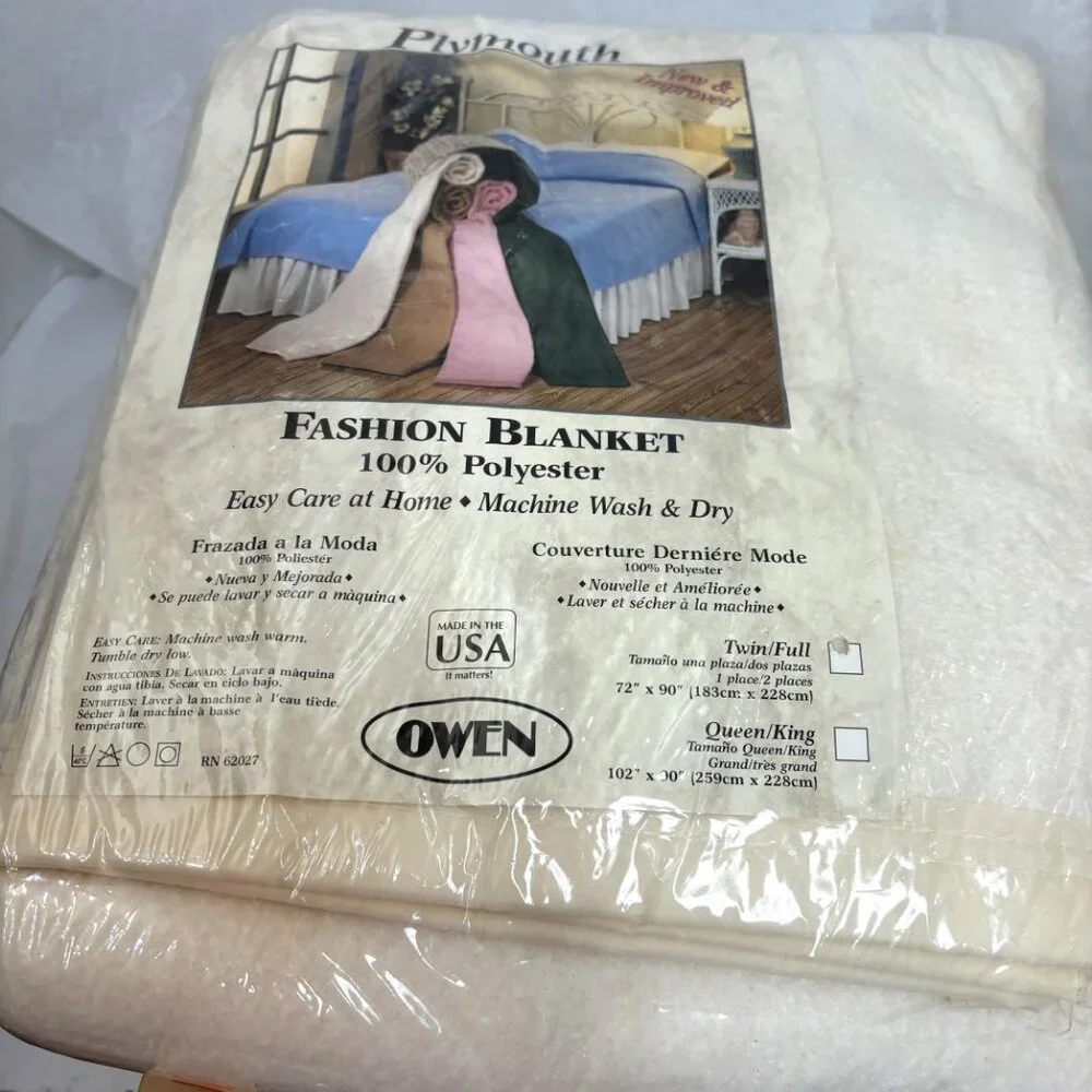 Plymouth 100% Polyester Cream Blanket NWT Vintage - Picture 9 of 11